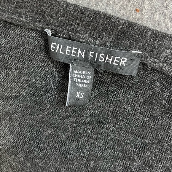 Eileen Fisher Gray Viscose Blend V Neck Oversized Poncho Style Cardigan Top XS - Picture 6 of 6